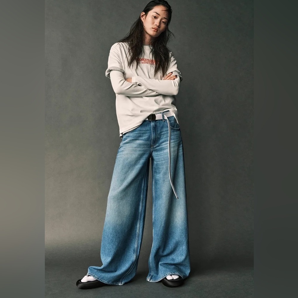 Low-Rise Palazzo Jeans 👖